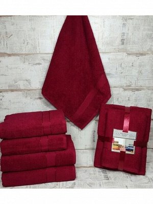 Набор полотенец бордовый