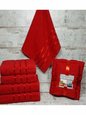 Набор полотенец красный