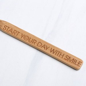 Бамбуковая зубная щётка Day with smile, 18 х 2 х 2 см