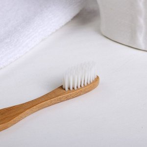 Бамбуковая зубная щётка «Улыбнись», 18 х 2 х 2 см