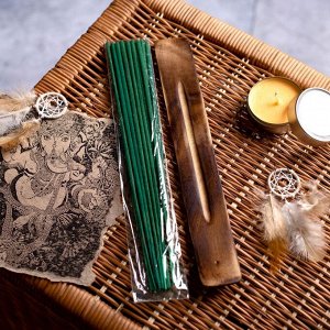 Ароманабор ароматы зодиаков "Дева" (20 палочек с деревянной подставкой)