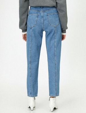 (джинсы) Материал %100 хлопок Параметры модели: рост: 173 cm, грудь: 80, талия: 58, бедра: 88 Надет размер: 27/32