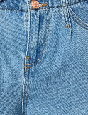 (джинсы) Материал %100 хлопок Параметры модели: рост: 175 cm, грудь: 80, талия: 59, бедра: 88 Надет размер: 27/32
