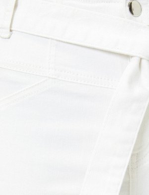 брюки Материал %98 хлопок, %2 эластан Параметры модели: рост: 176 cm, грудь: 80, талия: 60, бедра: 89 Надет размер: 36