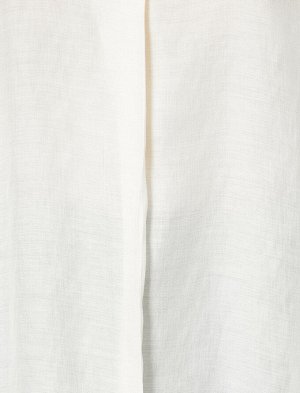рубашки Материал %58 Вискоз, %42 полиэстер Параметры модели: рост: 177 cm, грудь: 88, талия: 61, бедра: 90 Надет размер: 36