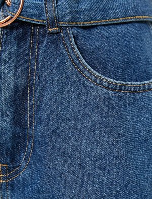 (джинсы) Материал %100 хлопок Параметры модели: рост: 176 cm, грудь: 79, талия: 59, бедра: 89 Надет размер: 27/32