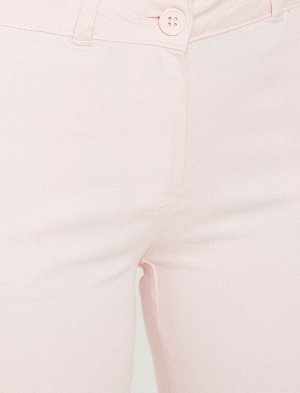 брюки Материал %3 эластан, %97 хлопок Параметры модели: рост: 180 cm, грудь: 88, талия: 64, бедра: 92 Надет размер: 36