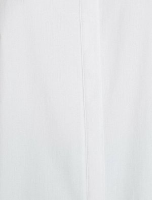 рубашки Материал %100 хлопок Параметры модели: рост: 177 cm, грудь: 86, талия: 60, бедра: 88 Надет размер: 36