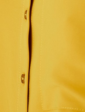 рубашки Материал %100 полиэстер Параметры модели: рост: 177 cm, грудь: 80, талия: 61, бедра: 88 Надет размер: 36
