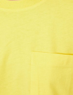 футболки Материал %100 хлопок Параметры модели: рост: 179 cm, грудь: 82, талия: 59, бедра: 89 Надет размер: S