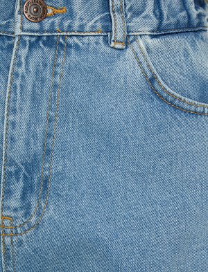 (джинсы) Материал %100 хлопок Параметры модели: рост: 176 cm, грудь: 77, талия: 60, бедра: 91 Надет размер: 27/32