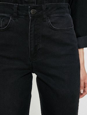 (джинсы) Материал %100 хлопок Параметры модели: рост: 176 cm, грудь: 82, талия: 60, бедра: 90 Надет размер: 27/32