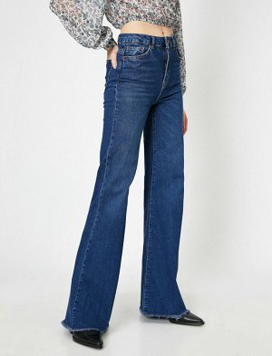 (джинсы) Материал %100 хлопок Параметры модели: рост: 175 cm, грудь: 82, талия: 61, бедра: 89 Надет размер: 27/32