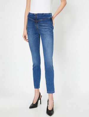 (джинсы) Материал %99 хлопок, %1 эластан Параметры модели: рост: 177 cm, грудь: 86, талия: 60, бедра: 88 Надет размер: 27/32