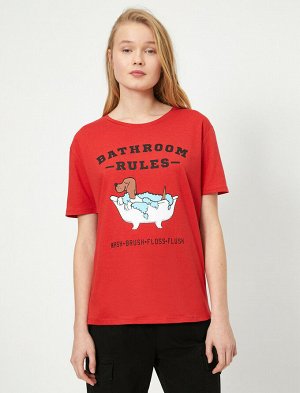 Футболка красная Собачка в ванне