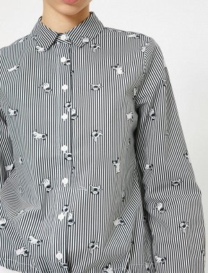 рубашки Материал %100 хлопок Параметры модели: рост: 180 cm, грудь: 78, талия: 61, бедра: 89 Надет размер: 36