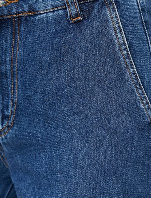 (джинсы) Материал %100 хлопок Параметры модели: рост: 175 cm, грудь: 80, талия: 59, бедра: 88 Надет размер: 27/32