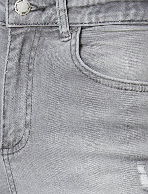 (джинсы) Материал %97 хлопок, %3 эластан Параметры модели: рост: 175 cm, грудь: 82, талия: 61, бедра: 89 Надет размер: 27/32