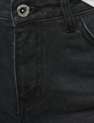 (джинсы) Материал %100 хлопок Параметры модели: рост: 179 cm, грудь: 90, талия: 60, бедра: 90 Надет размер: 27/32