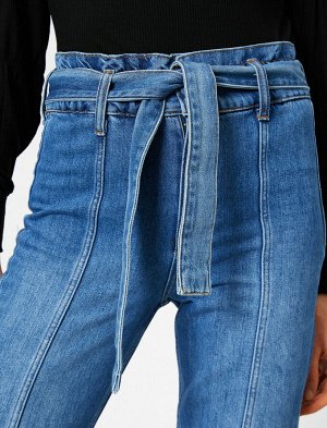 (джинсы) Материал %100 хлопок Параметры модели: рост: 180 cm, грудь: 75, талия: 63, бедра: 91 Надет размер: 27/32