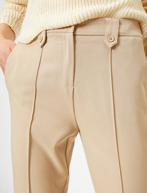 брюки Материал %65 полиэстер, %32 Вискоз, %3 эластан Параметры модели: рост: 180 cm, грудь: 75, талия: 63, бедра: 91 Надет размер: 36
