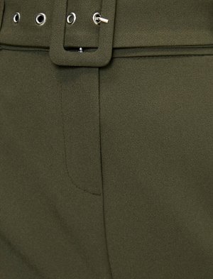 брюки Материал %92 полиэстер, %8 эластан Параметры модели: рост: 178 cm, грудь: 80, талия: 58, бедра: 89 Надет размер: 36