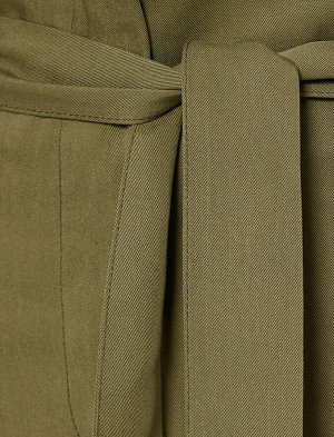 брюки Материал %100 Lyocell Параметры модели: рост: 178 cm, грудь: 82, талия: 60, бедра: 90 Надет размер: 36