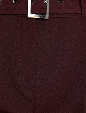 брюки Материал %92 полиэстер, %8 эластан Параметры модели: рост: 175 cm, грудь: 79, талия: 59, бедра: 89 Надет размер: 36