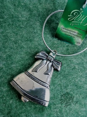 Елочная игрушка "Колокольчик с бантиком"