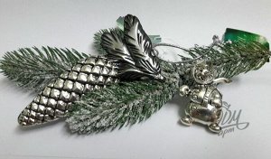 Елочная игрушка "Снеговик хоккеист"