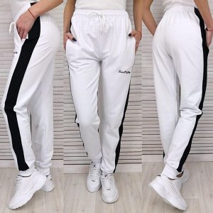 Спортивные штаны женские 3503 "Маленькая Надпись + Лампас" Белые