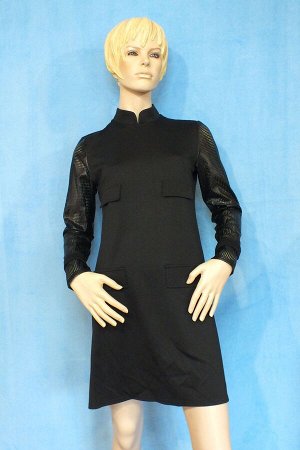 Платье Материал трикотаж, рукава-искусственная кожа. ОГ 92см, ОТ 94см, ОБ102см, длина 86см.