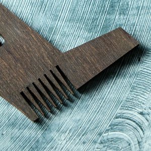 Расческа деревянная "Стиль", для оформления бороды и усов