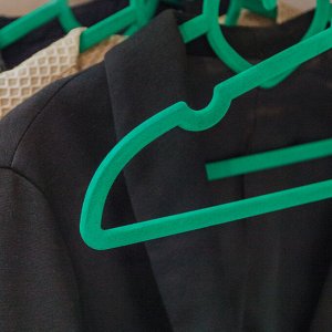 Вешалка-плечики для одежды «Сердце», размер 44-46, флокированное покрытие, цвет МИКС