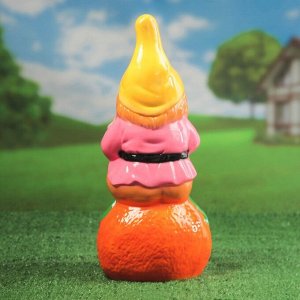 Садовая фигура "Гном на апельсине" глянец, розово-салатовый