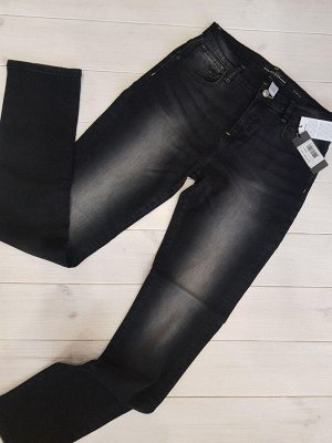 Джинсы Guess