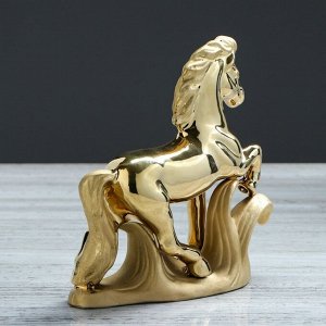 Статуэтка "Конь на траве", золотистый цвет, булат, 18 см