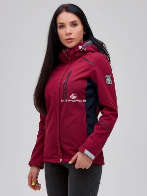 Женская осенняя весенняя ветровка softshell бордового цвета