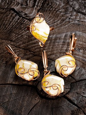 Серьги «Риальто» из золота и цельного янтаря с пейзажной текстурой, 006404019