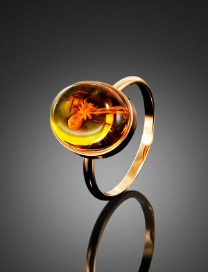 Лёгкое кольцо из золота и лимонного янтаря с инклюзом паучка «Клио», 006201447