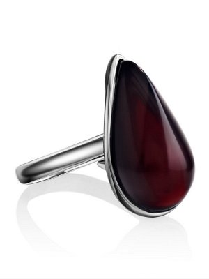 Яркое кольцо «Импульс» из серебра с тёмно-вишнёвым янтарём, 006302108