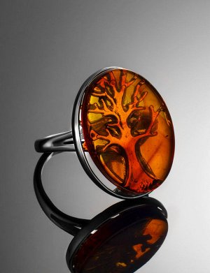 Кольцо овальной формы с необычной оправой, украшенное янтарём  «Бельтайн»