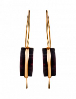 Позолоченные серьги-крючки с тёмно-вишнёвым янтарём «Импульс», 910111114