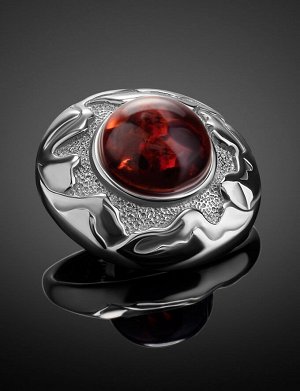 Круглый серебряный кулон «Илиада», украшенный натуральным вишнёвым янтарём, 901712288