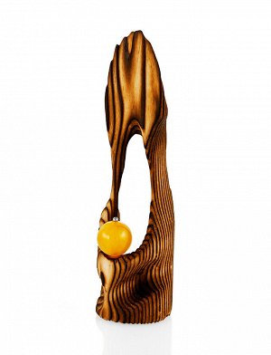 Резная деревянная статуэтка с цельным кусочком натурального янтаря, 805503056