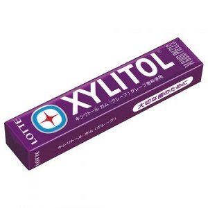 Резинка жевательная Xylitol виноград, Lotte, 21г, 1/20/320