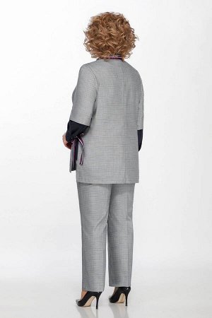 Комплект Комплект LaKona 1174 с-серый 
Рост: 164 см.

Комплект трех предметный: туника, брюки, блузка. Туника средней длины полуприлегающего силуэта выполнена из костюмной ткани в классическом стиле 