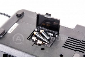 Цифровой компрессор AUTOPROFI, 30 л./мин.,  "4 в 1", 12V/15A, 140W, 7 Атм.,  шланг 0,7 м., питание от прикуривателя, ЖК дисплей, установка давления, тестирование АКБ и генератора, фонарь, набор из 4-х