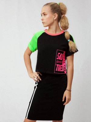 Комплект: футболка укороченная и юбка прилегающего силуэта
