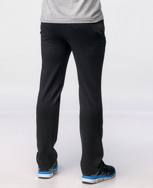Спорт Брюки  FEA 
Описание: Мужские брюки, два боковых кармана на молниях, задний карман на молнии, широкая эластичная резинка + внутренний фиксирующий шнурок.
Состав: 100% - полиэстер.
Производство: 